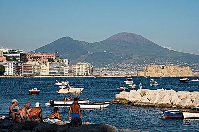 《忍者龙剑传2：黑之章》重制版与原版游戏对比视频