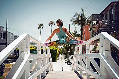 独立复古恐怖游戏《Hollowbody》宣布9月12日正式发售