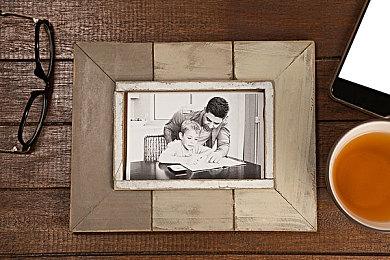 《While Waiting》Steam页面 发售日期待定